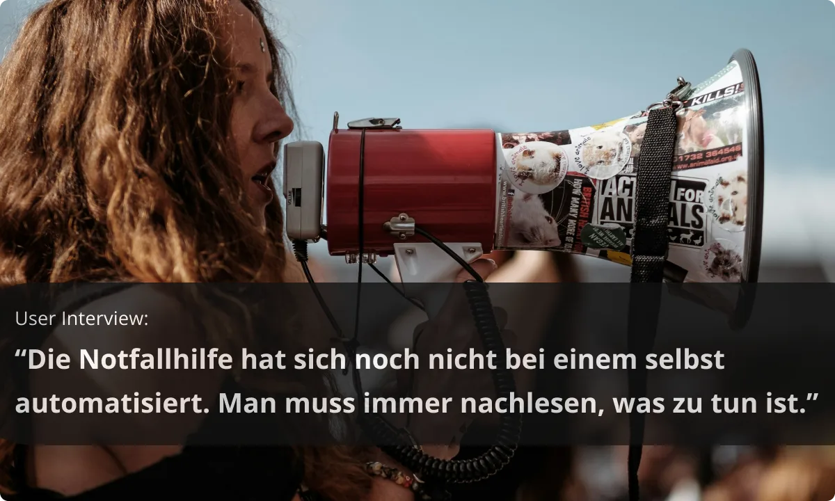 Bild einer Frau mit Megaphon der Sicherheits-App